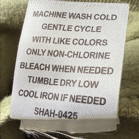 Ed Hardy Olive Green Butterfly Fleece Athletic Shorts Size Medium Wearable‎ Art - Picture 9 of 9